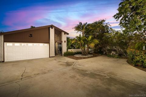 13231 Tobiasson Rd, Poway, CA 92064