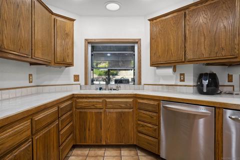 11320 Canyon Park Dr, Santee, CA 92071 photo 21