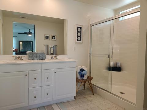 2429 Tulip Dr, Perris, CA 92570 photo 9