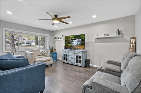 10867 Prince Valiant Dr, Santee, CA 92071 photo 5