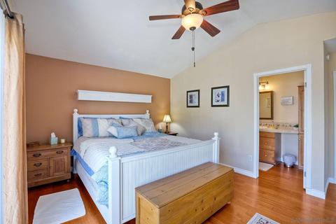 4738 Edinburgh Dr, Carlsbad, CA 92010 photo 15