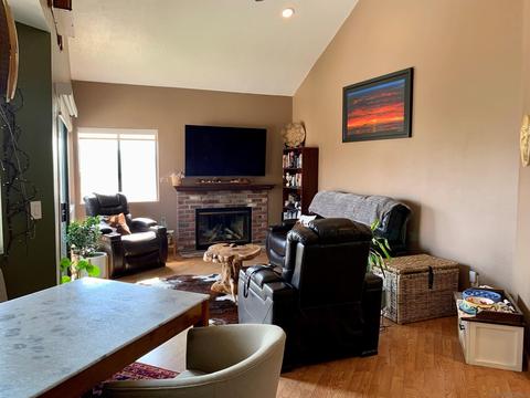 3055 Golden Oak Way, Spring Valley, CA 91978 photo 5
