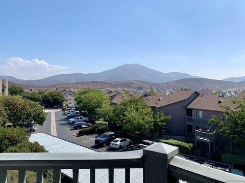 3055 Golden Oak Way, Spring Valley, CA 91978 photo 2