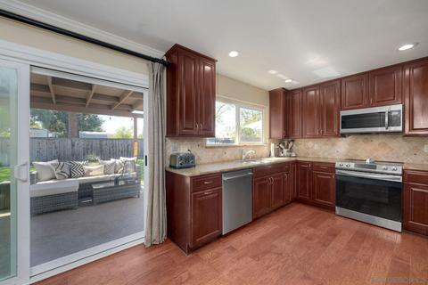 13641 Janette Ln, Poway, CA 92064 photo 5