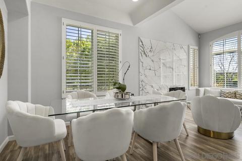 8112 Gilman Ct, La Jolla, CA 92037 photo 7
