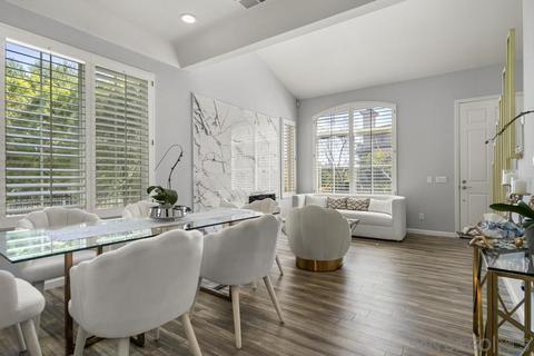8112 Gilman Ct, La Jolla, CA 92037 photo 6