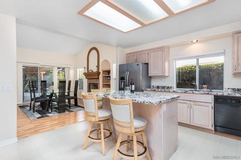 26 Avenida Descanso, Oceanside, CA 92057 photo 8