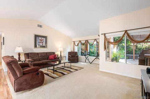 26 Avenida Descanso, Oceanside, CA 92057 photo 3