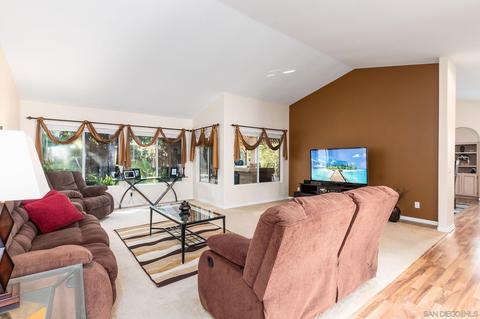 26 Avenida Descanso, Oceanside, CA 92057 photo 4