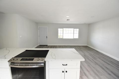9527 Marilla Dr, Lakeside, CA 92040 photo 6