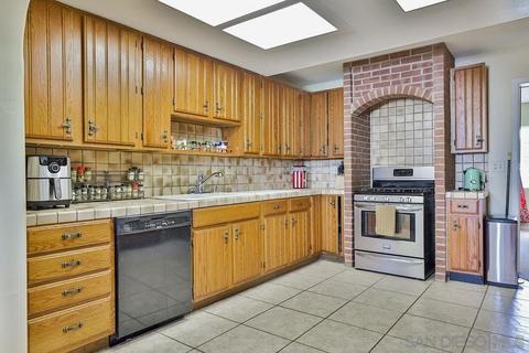 2260 Glenview Ln, Vista, CA 92084 photo 23