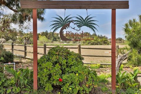 2260 Glenview Ln, Vista, CA 92084 photo 2