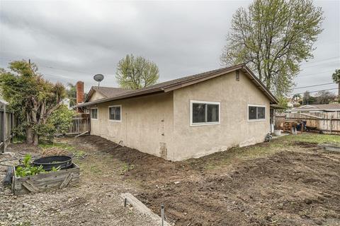 10302 Fairhill Dr, Spring Valley, CA 91977 photo 27