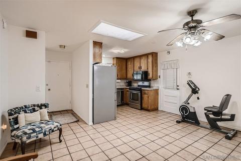 10302 Fairhill Dr, Spring Valley, CA 91977 photo 5