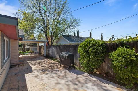 245 Bond St, Redlands, CA 92373 photo 22
