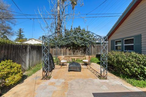 245 Bond St, Redlands, CA 92373 photo 23