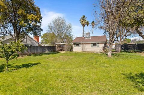245 Bond St, Redlands, CA 92373 photo 24