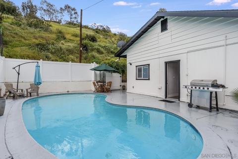 4601 Bancroft Dr, La Mesa, CA 91941 photo 25