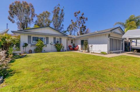 9502 Medina Dr, Santee, CA 92071