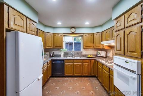 310 Tyrone St, El Cajon, CA 92020 photo 12