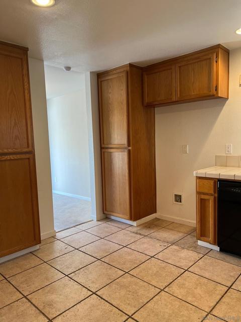 415 Dohrmann Ln, Pinole, CA 94564 photo 11