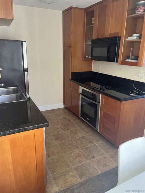 8620 Via Mallorca #G, La Jolla, CA 92037 photo 10