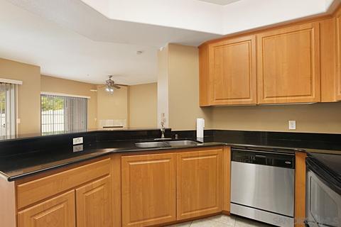 2715 Lake Poitne Dr #121, Spring Valley, CA 91977 photo 9