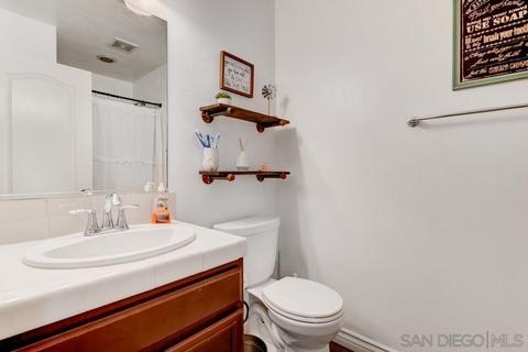 10054 Merry Brook Trl, Santee, CA 92071 photo 17