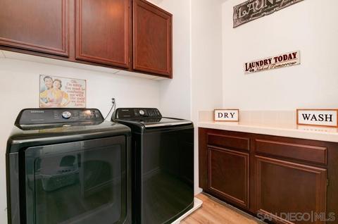 10054 Merry Brook Trl, Santee, CA 92071 photo 21