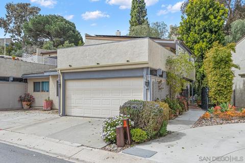 8948 Caminito Fresco, La Jolla, CA 92037