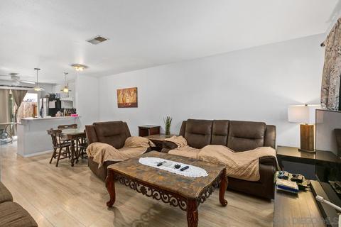 10260 Carefree Dr, Santee, CA 92071 photo 2