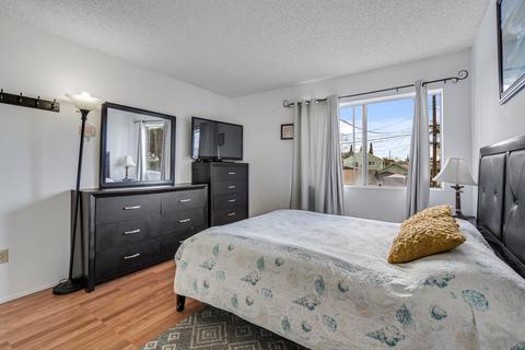647 La Presa Ave, Spring Valley, CA 91977 photo 9