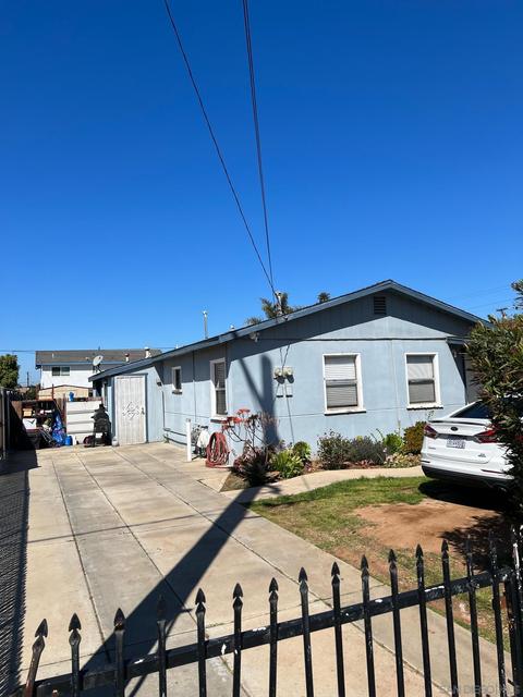 1008-10 12 Th, Imperial Beach, CA 91932 photo 2