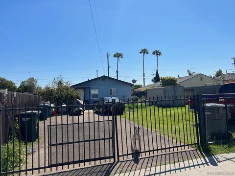 1008-10 12 Th, Imperial Beach, CA 91932 photo 3