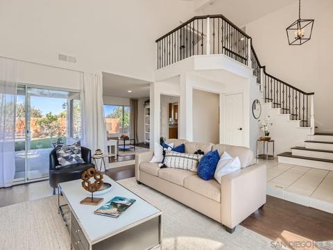 1915 Suncrest Ave, Oceanside, CA 92056 photo 4