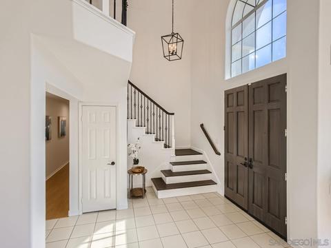 1915 Suncrest Ave, Oceanside, CA 92056 photo 3