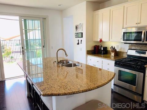 7608 Seattle Dr, La Mesa, CA 91941 photo 4