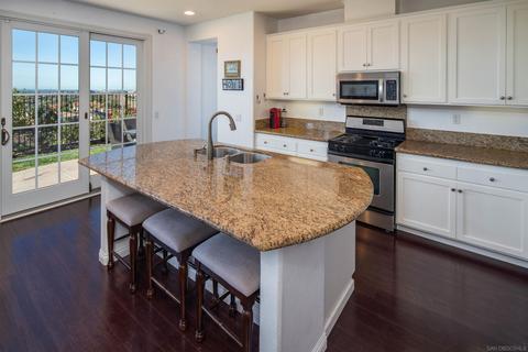 7608 Seattle Dr, La Mesa, CA 91941 photo 6