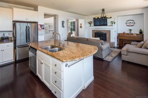 7608 Seattle Dr, La Mesa, CA 91941 photo 8