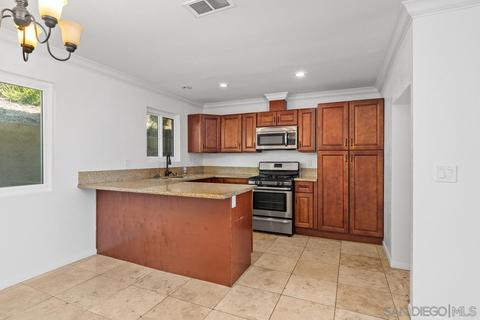 1405 Coronado Ave, Spring Valley, CA 91977 photo 7