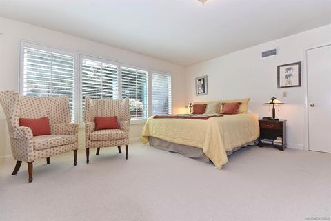 8675 Cliffridge Ave, Laj, CA 92037 photo 17