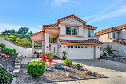 1033 Gallery Dr, Oceanside, CA 92057 photo 2
