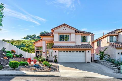 1033 Gallery Dr, Oceanside, CA 92057