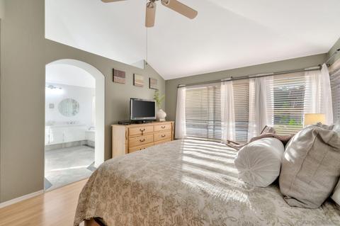 1033 Gallery Dr, Oceanside, CA 92057 photo 26