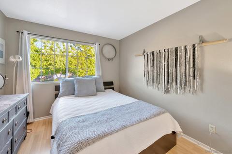 1033 Gallery Dr, Oceanside, CA 92057 photo 28
