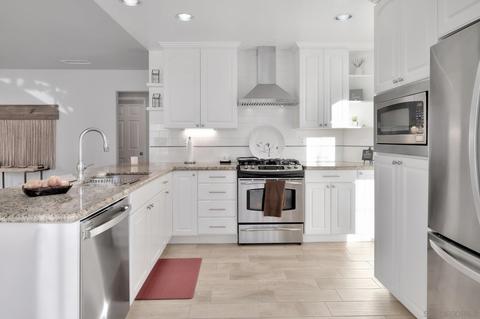 1033 Gallery Dr, Oceanside, CA 92057 photo 20