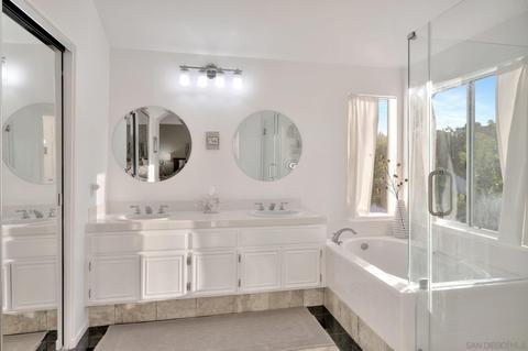 1033 Gallery Dr, Oceanside, CA 92057 photo 27