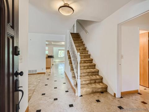 5565 Bahia Ln, La Jolla, CA 92037 photo 5