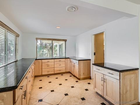 5565 Bahia Ln, La Jolla, CA 92037 photo 12