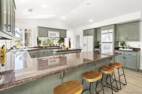 1080 Buena Suerte, Fallbrook, CA 92028 photo 13